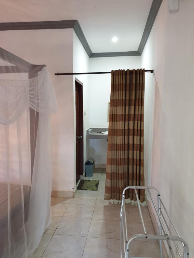 Five Time Home Stay Gili Air Eksteriør billede