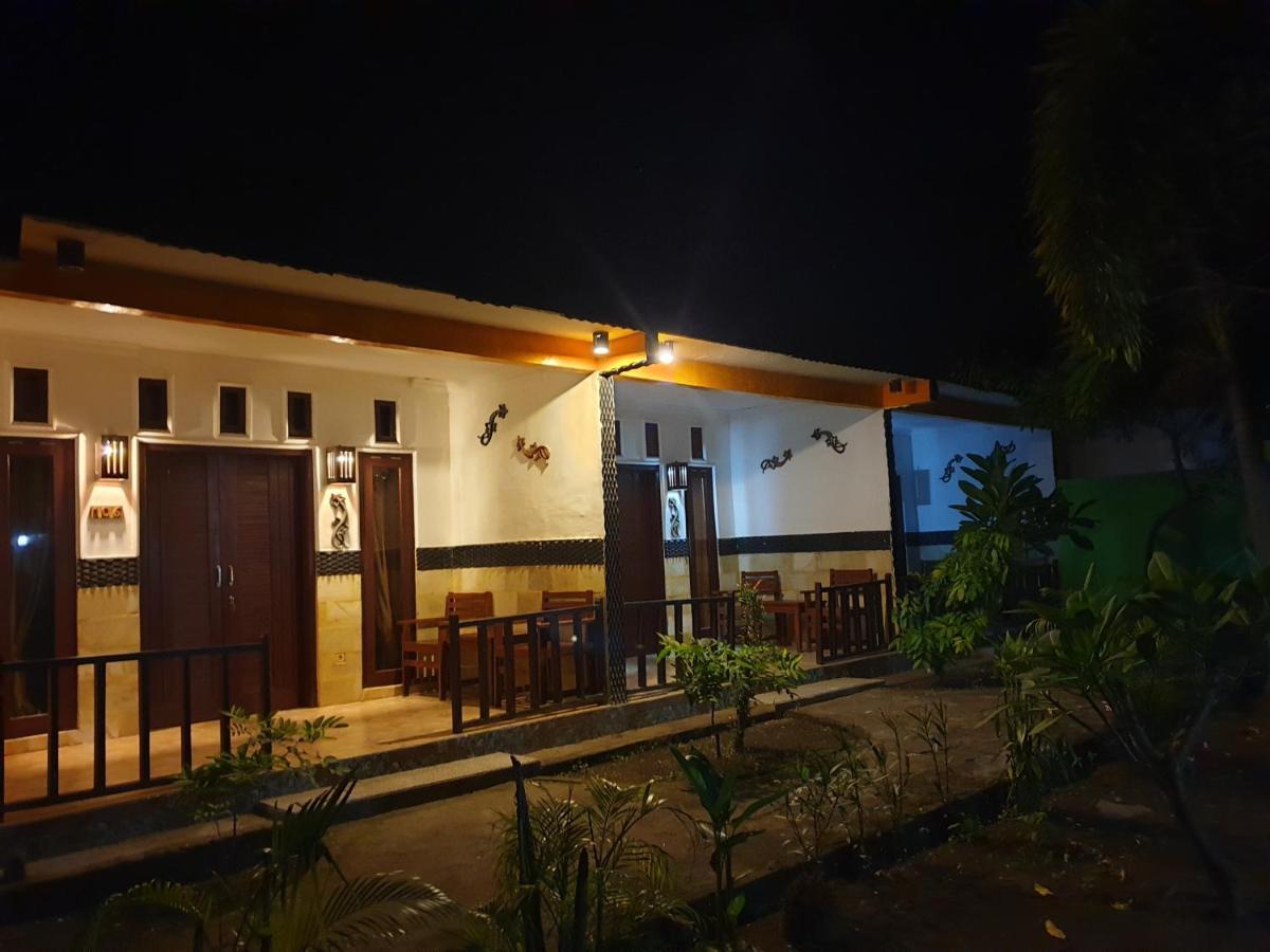Five Time Home Stay Gili Air Eksteriør billede